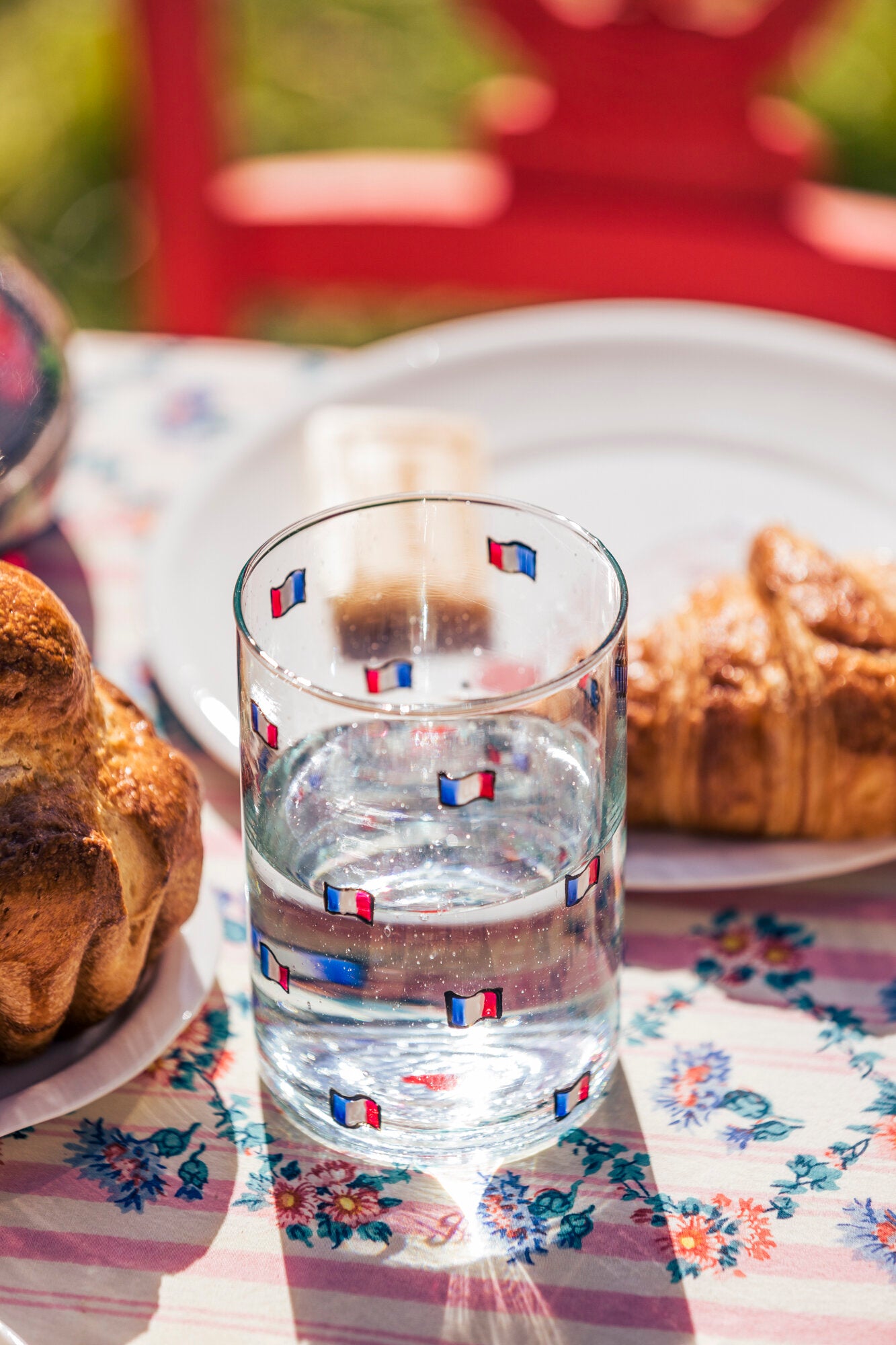 Hand painted glass | ALL IN FLAGS: PARIS