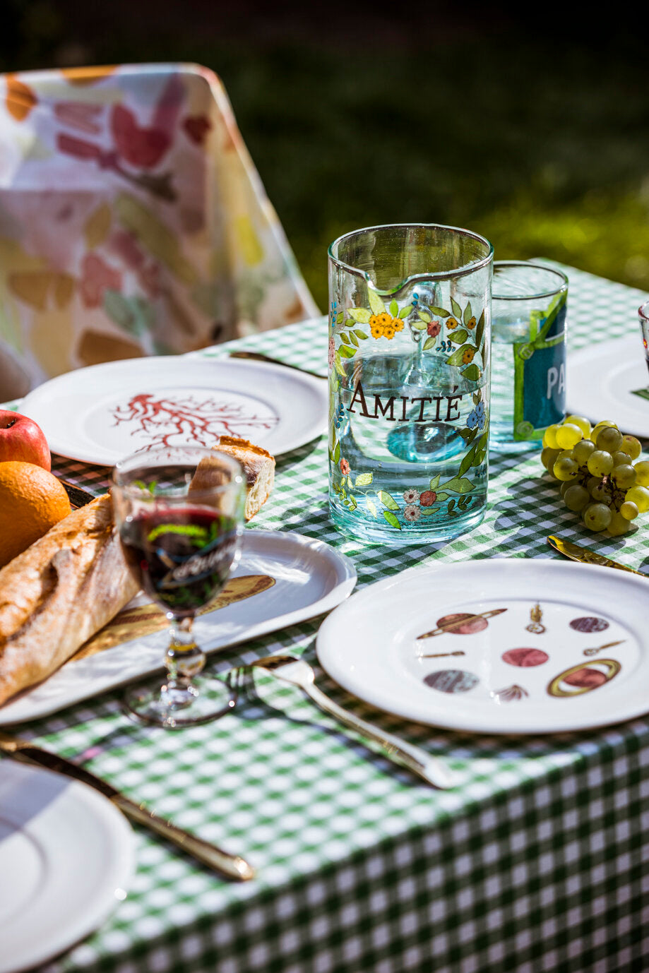 手描きのデキャンタ | 写真 手描きのデキャンタ友情