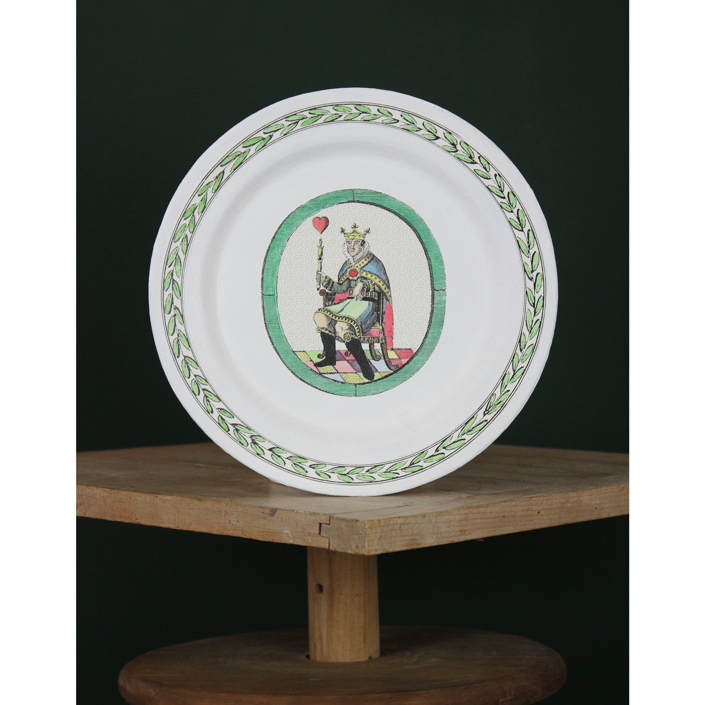Decorative plate | KING OF HEARTS